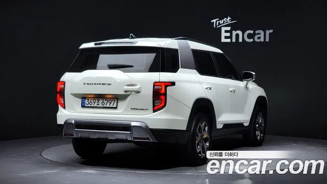 KG_Mobility_Ssangyong Torres Torres Бензин 1.5 2WD — Фото автомобиля 2