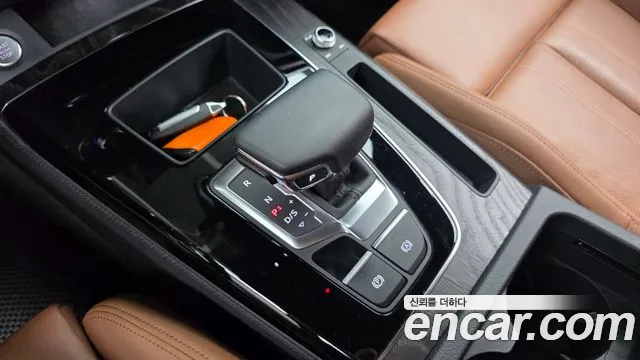 Audi Q5 45 TFSI quattro Sportback Premium — Фото автомобиля 8