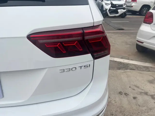 Volkswagen Tiguan L — Фото автомобиля 9