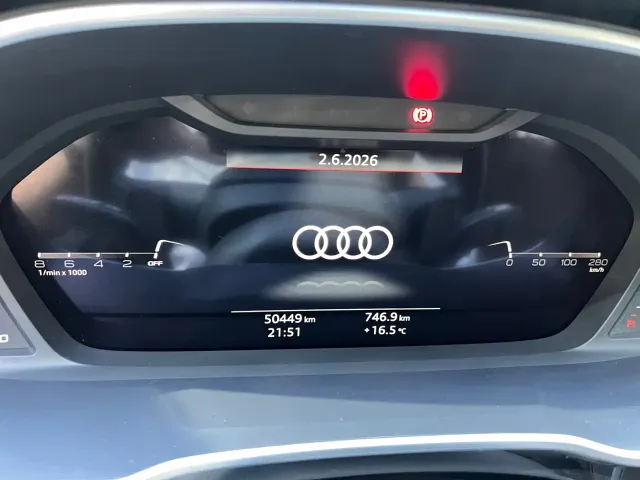 Audi Q3 — Фото автомобиля 14