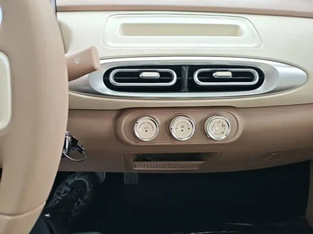 Wuling Hongguang Mini EV — Фото автомобиля 12
