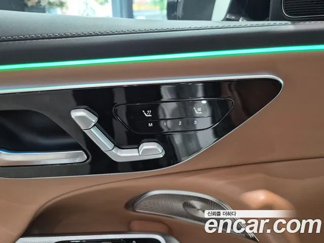 Mercedes-Benz E-Class — Фото автомобиля 15