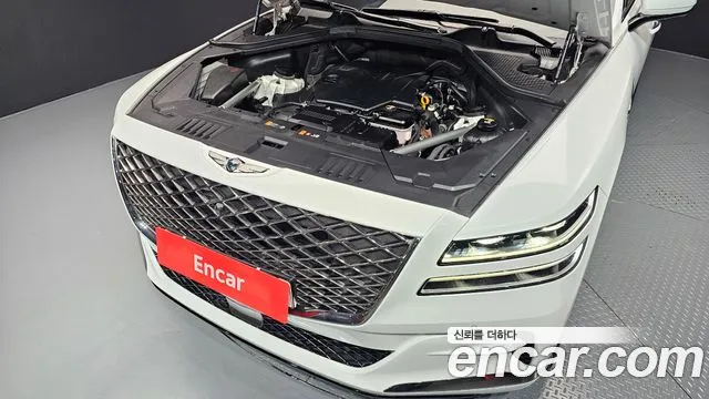 Genesis GV80 — Фото автомобиля 9
