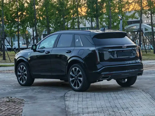 Cadillac XT5 — Фото автомобиля 7