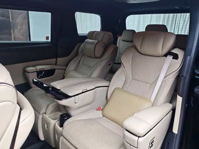 Toyota Vellfire — Фото автомобиля 8