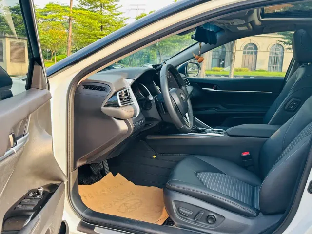 Toyota Camry — Фото автомобиля 14