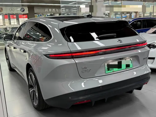 Nio ET5 Touring — Фото автомобиля 15