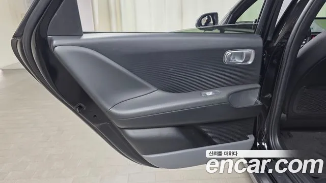 Hyundai Ioniq 6 — Фото автомобиля 13