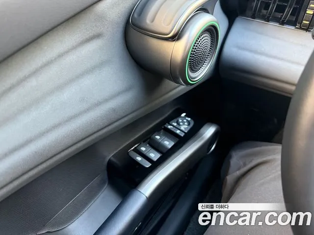 BYD Atto 3 — Фото автомобиля 11