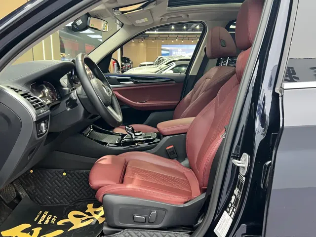 BMW X3 — Фото автомобиля 12