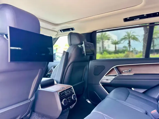 Land Rover Range Rover — Фото автомобиля 10