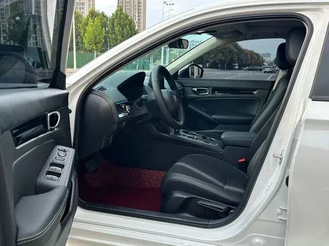 Honda Civic — Фото автомобиля 4