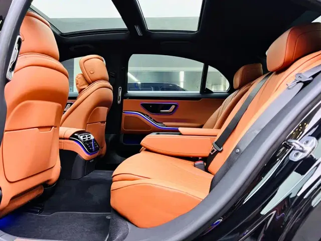 Mercedes-Benz S-Class — Фото автомобиля 14