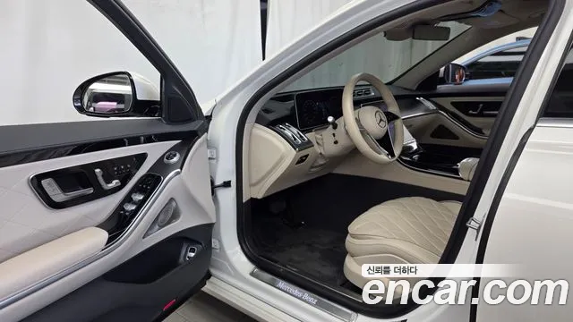 Mercedes-Benz S-Class — Фото автомобиля 9