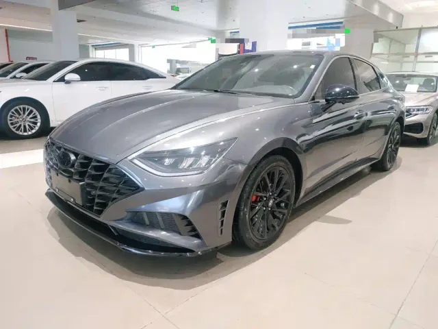 Фотография автомобиля — Hyundai Sonata