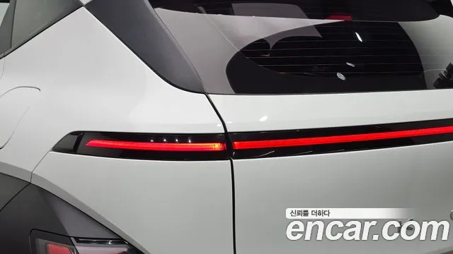 Hyundai Kona SX2 — Фото автомобиля 8