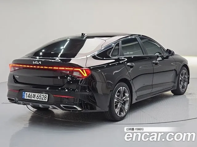 Kia K5 — Фото автомобиля 2
