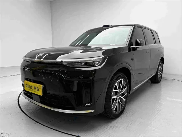 Фотография автомобиля — GAC Trumpchi Xiangwang S9