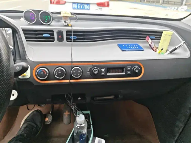 Wuling Hongguang Mini EV — Фото автомобиля 5