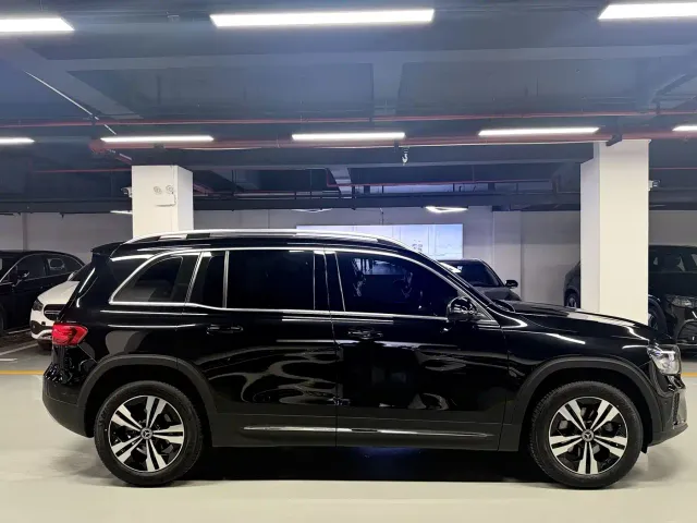 Mercedes-Benz GLB-Class — Фото автомобиля 3