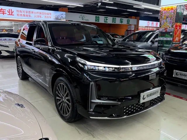 Geely Galaxy M9 — Фото автомобиля 3