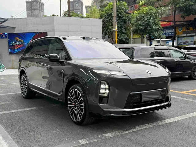 Nio ES8 — Фото автомобиля 4