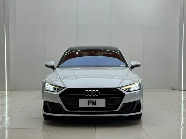 Фотография автомобиля — Audi A7