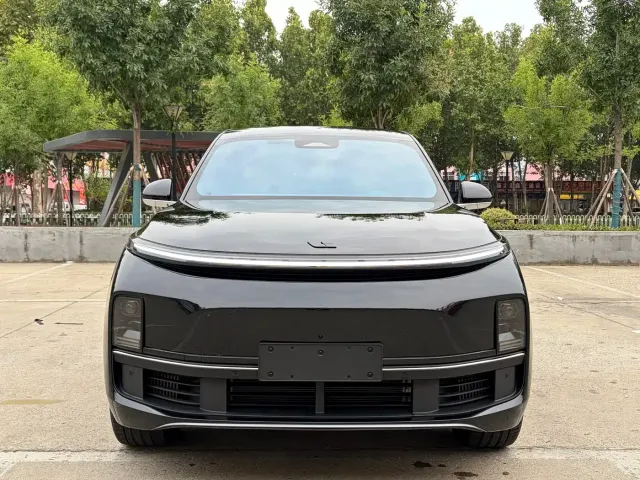 Фотография автомобиля — Li Auto L9