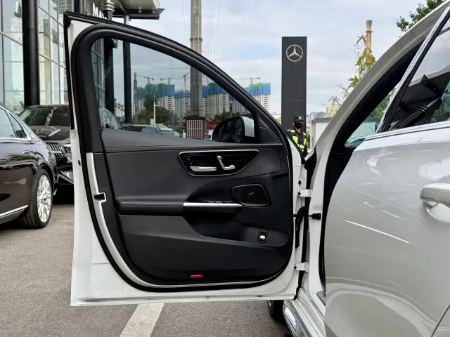 Mercedes-Benz C-Class — Фото автомобиля 15