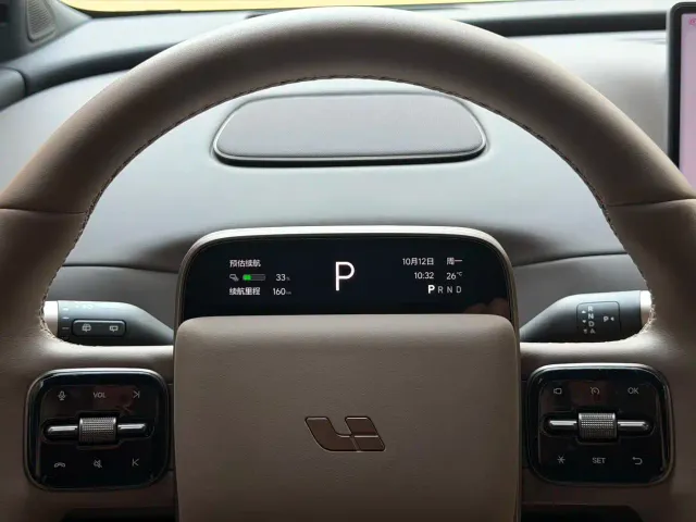 Li Auto i6 — Фото автомобиля 3