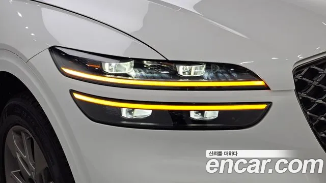 Genesis GV70 — Фото автомобиля 7