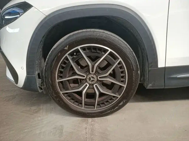 Mercedes-Benz EQB — Фото автомобиля 22