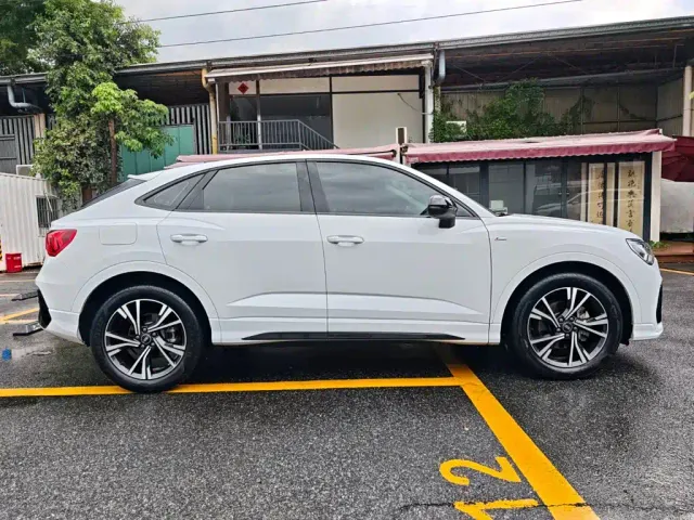 Audi Q3 Sportback — Фото автомобиля 4