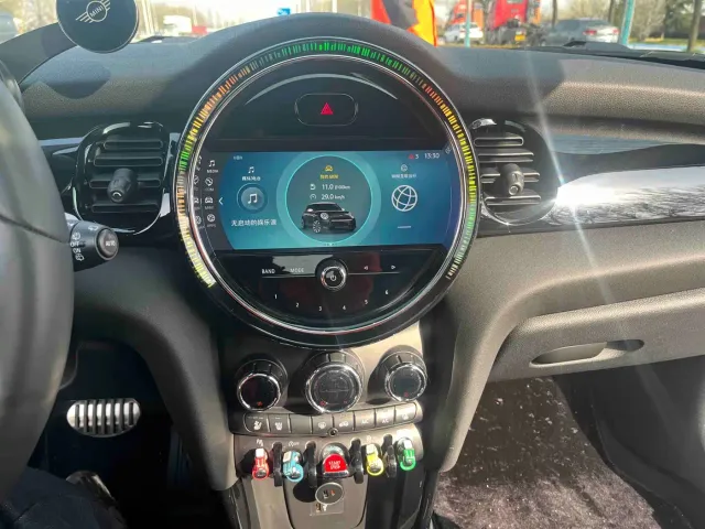 MINI Hatch — Фото автомобиля 7