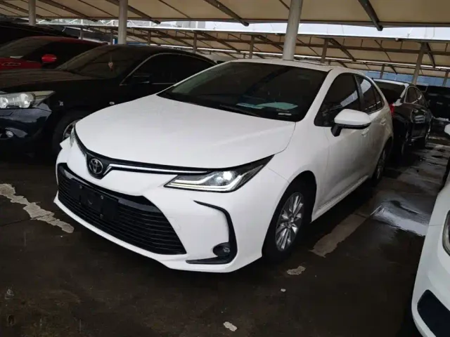 Фотография автомобиля — Toyota Corolla