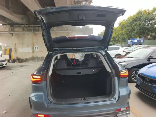 Changan Oushang X5 — Фото автомобиля 18