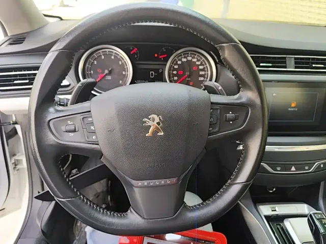 Peugeot 408 — Фото автомобиля 10