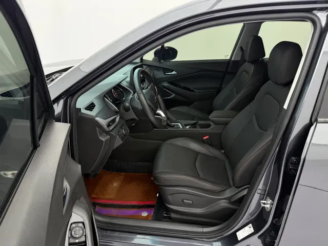 Chevrolet Orlando — Фото автомобиля 20