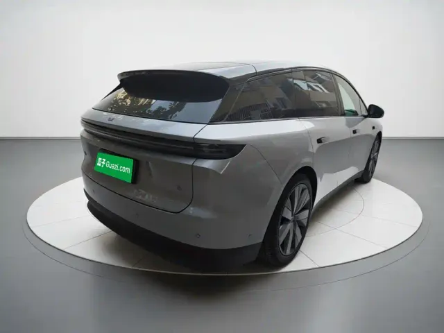 Li Auto i6 — Фото автомобиля 4