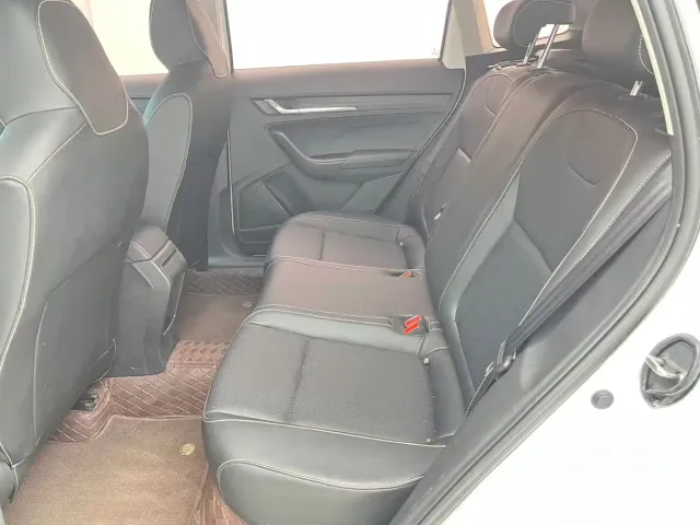 Skoda Kamiq — Фото автомобиля 9