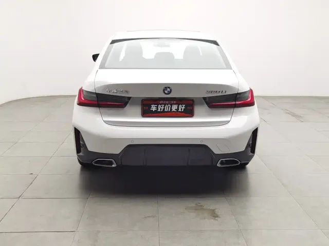 BMW 3 Series — Фото автомобиля 4