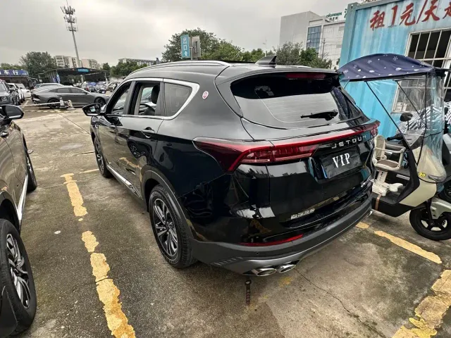 Jetour X70 Plus — Фото автомобиля 11