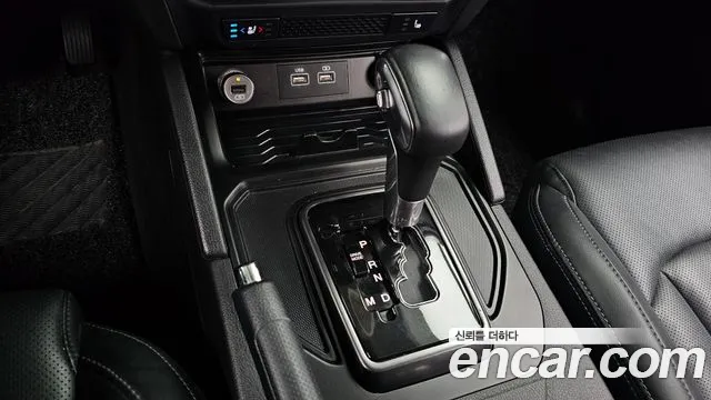 KG_Mobility_Ssangyong Rexton Новый Rexton Sport Дизель 2.2 4WD — Фото автомобиля 3