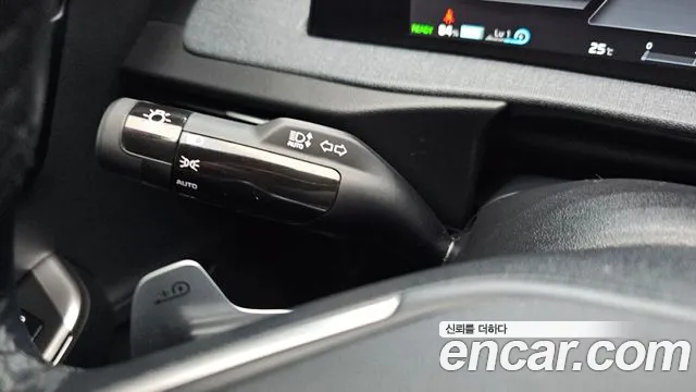 Kia EV6 — Фото автомобиля 24