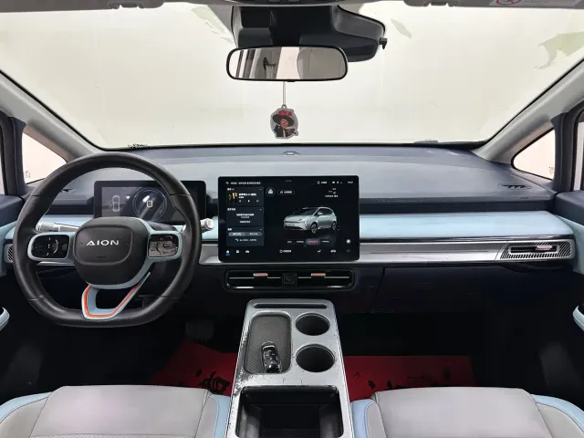 GAC Aion Y — Фото автомобиля 20