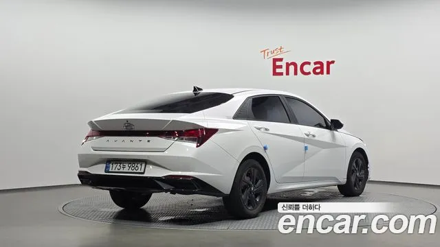Hyundai AVANTE Avante (CN7) — Фото автомобиля 2