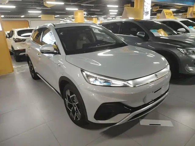 BYD Yuan PLUS — Фото автомобиля 3