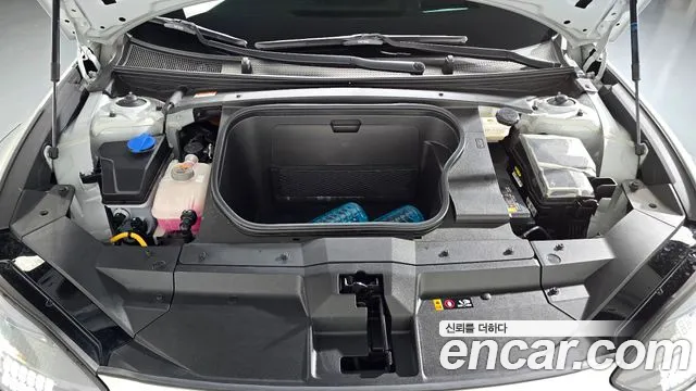 Hyundai Ioniq 6 — Фото автомобиля 5