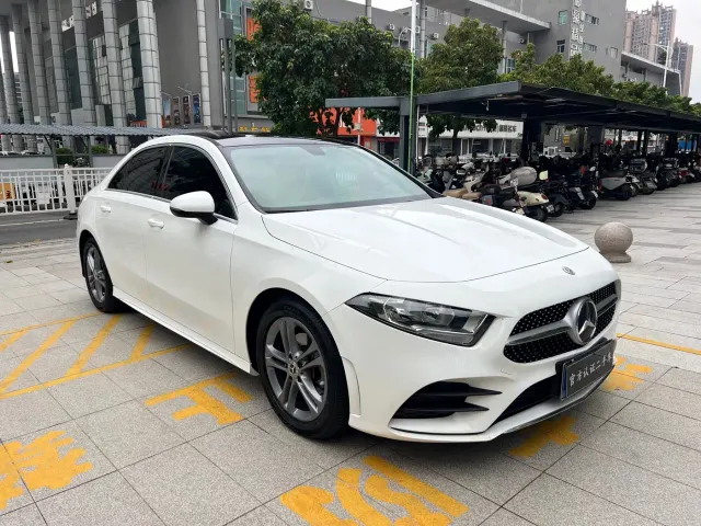 Mercedes-Benz A-Class — Фото автомобиля 2