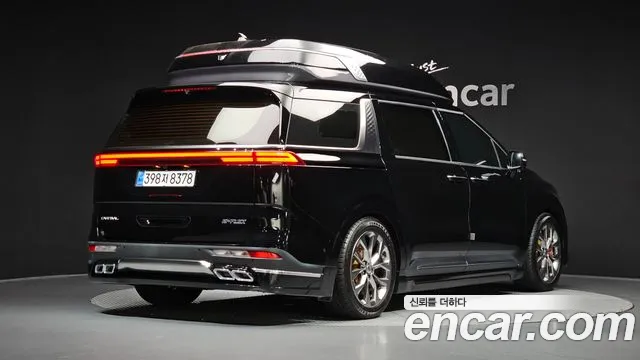 Kia Carnival Generation 4 — Фото автомобиля 2